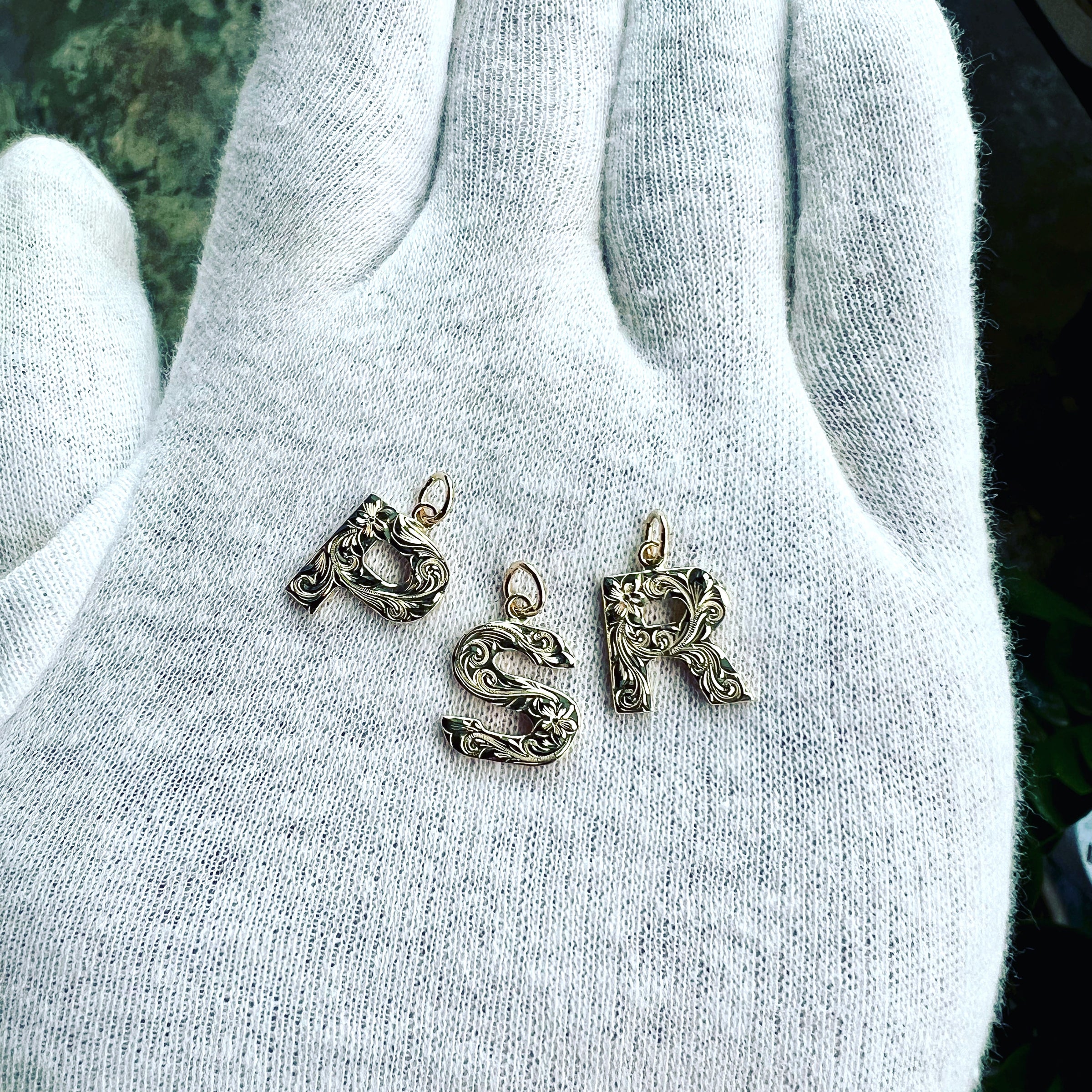 Custom Gold Letter Pendant | LeiLei Hawaiian Jewelry